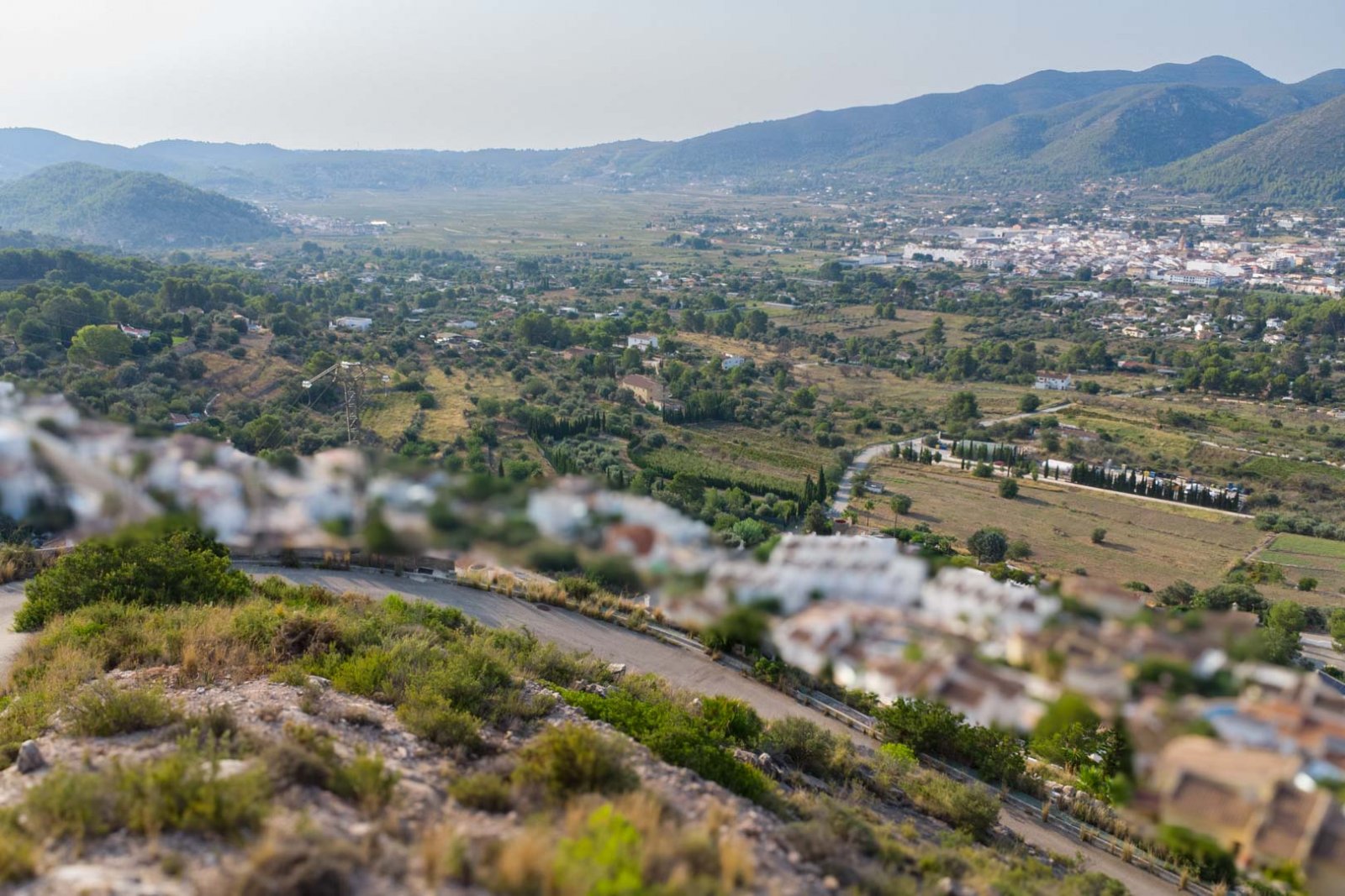 9000JAL Stadtgrundstück mit freiem Blick auf das Jalón-Tal.