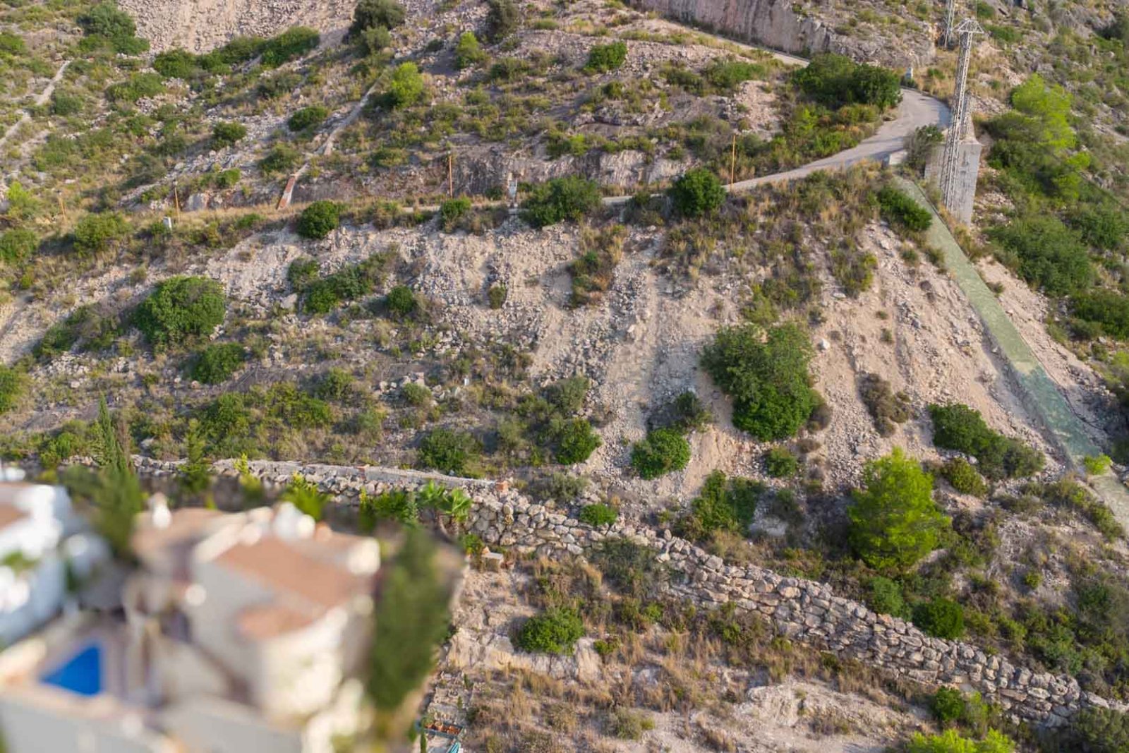 9000JAL Stadtgrundstück mit freiem Blick auf das Jalón-Tal.