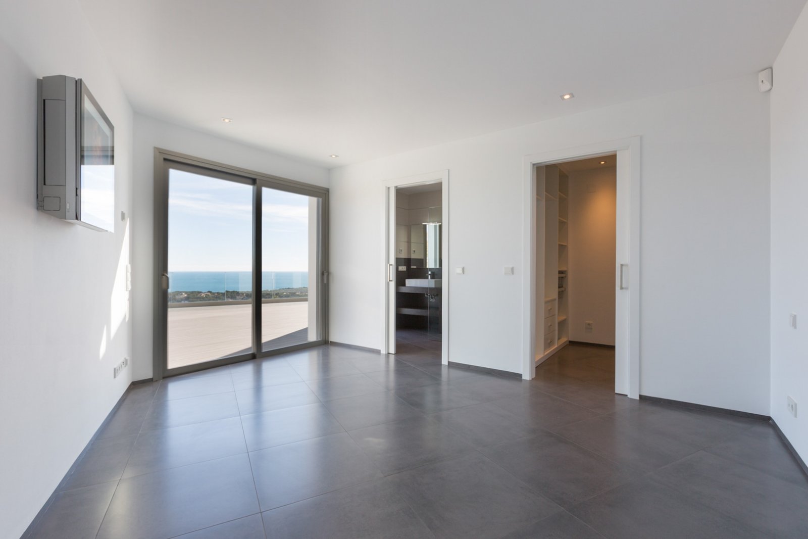 9002MOR Moderne Villa mit Panoramablick auf das Meer in Moraira zu verkaufen.