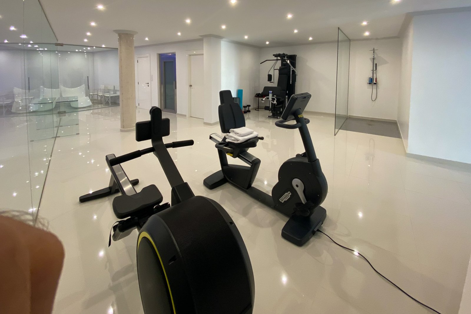 4442BEN Moderne Villa mit atemberaubendem Meerblick in Benissa zu verkaufen