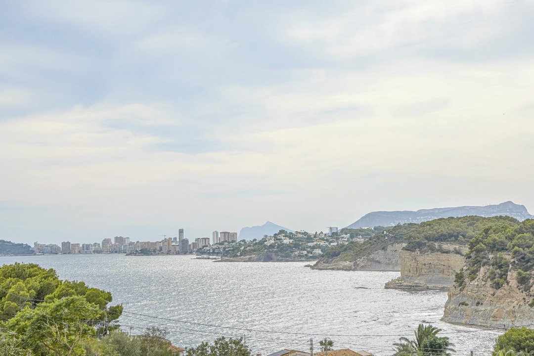 4299BEN Luxuriöse Neubauvilla mit fantastischem Meerblick in Benissa zu verkaufen