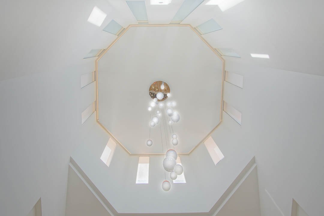 7030ALF Neue architektonische Villa im Kolonialstil zu verkaufen in Alfaz del Pi Alicante