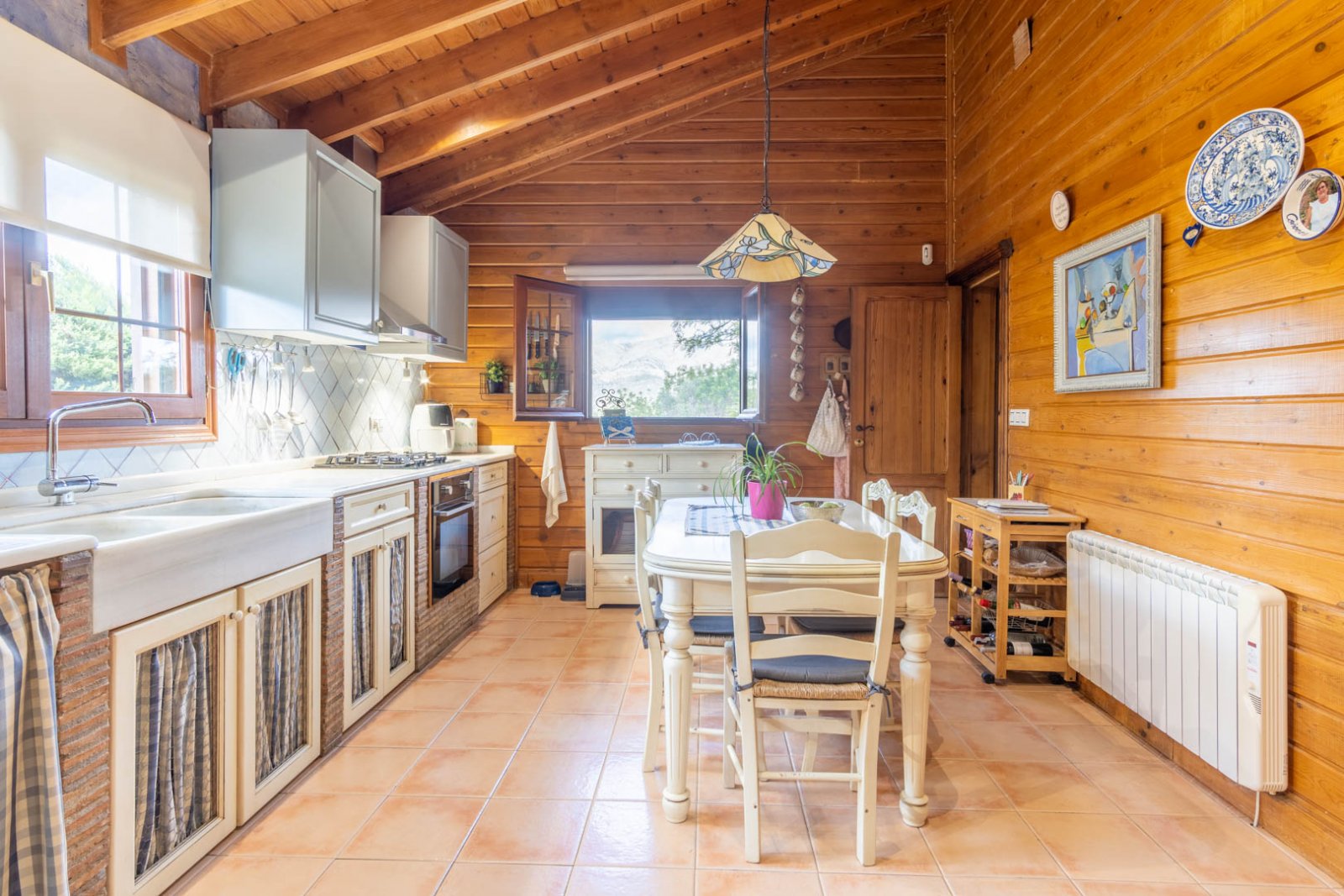 C3XY8197ORB Großer Bauernhof mit viel Land und Stall zum Verkauf in Orba