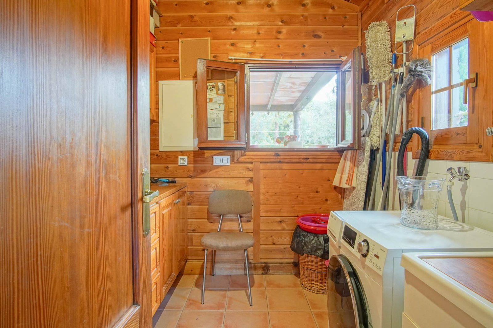 C3XY8197ORB Großer Bauernhof mit viel Land und Stall zum Verkauf in Orba