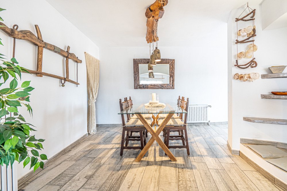 4223CAL Renovierte Villa mit Meerblick und gutem Mietpotenzial zum Verkauf nahe dem Zentrum von Calpe