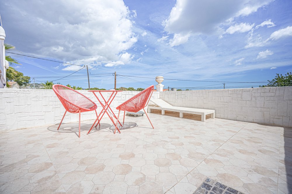 C3XY4244CAL Hotel zum Verkauf in Calpe direkt am Strand