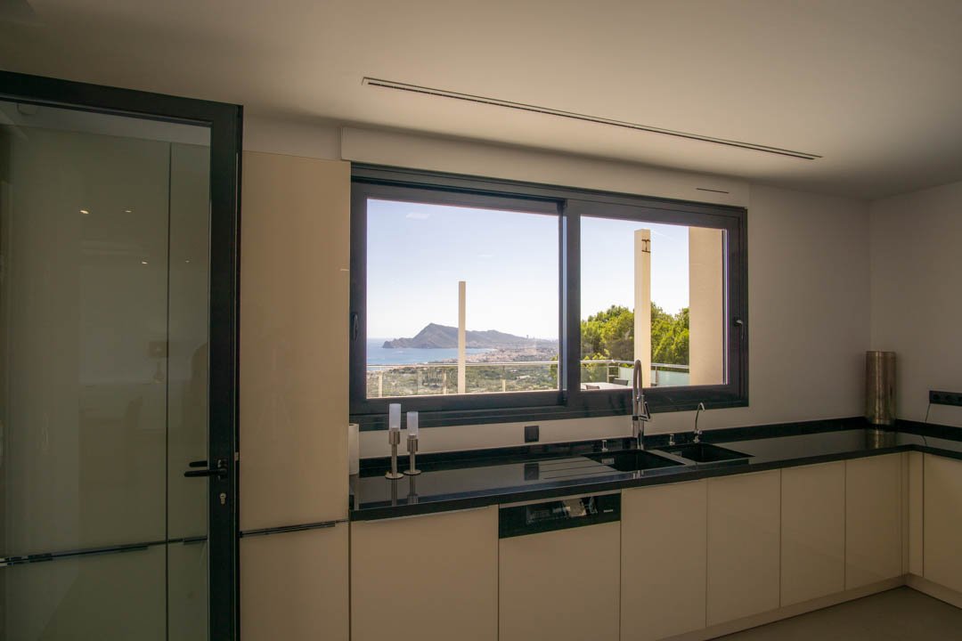 C3XY7000ALT Geräumige Villa zum Verkauf mit Meerblick in Altea