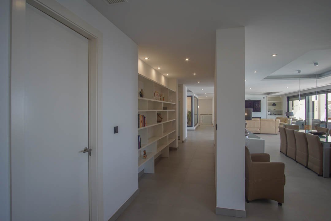 C3XY7000ALT Geräumige Villa zum Verkauf mit Meerblick in Altea