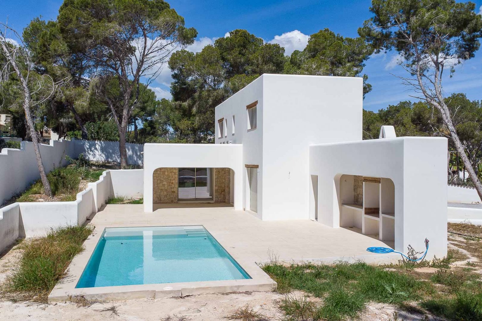 C4XY8129MOR Villa im ibizenkischen Stil zum Verkauf in Moraira.