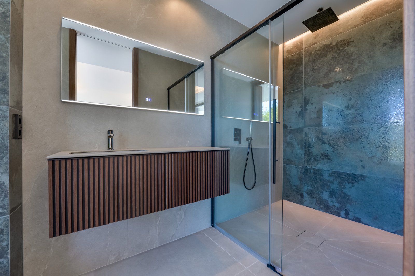 4405ALT Fantastische Neubauvilla mit Meerblick zum Verkauf in Altea