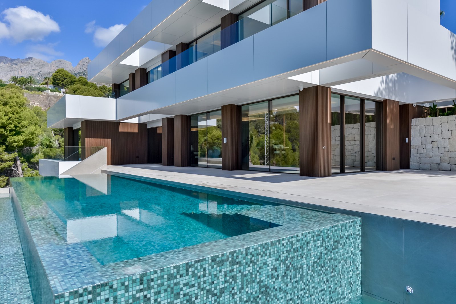 4405ALT Fantastische Neubauvilla mit Meerblick zum Verkauf in Altea