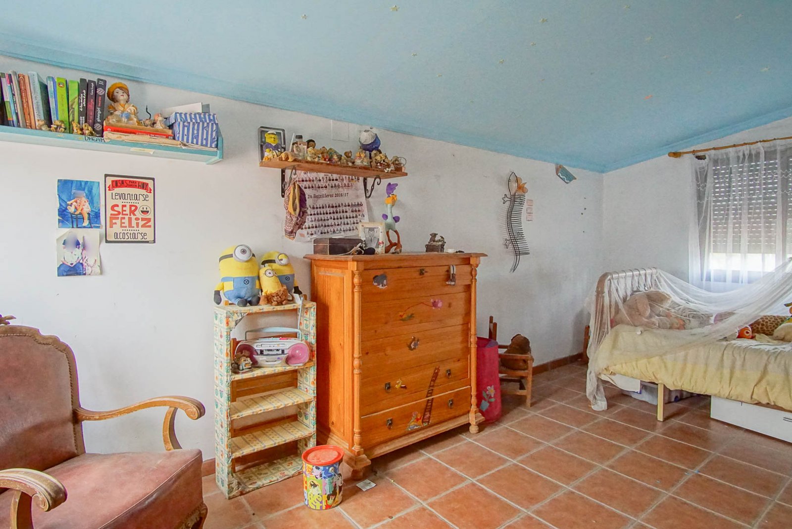 8234DEN Rustikale Villa mit unabhängigen Wohnungen zum Verkauf in Denia, mit Blick auf das Meer, die Berge und die Burg.