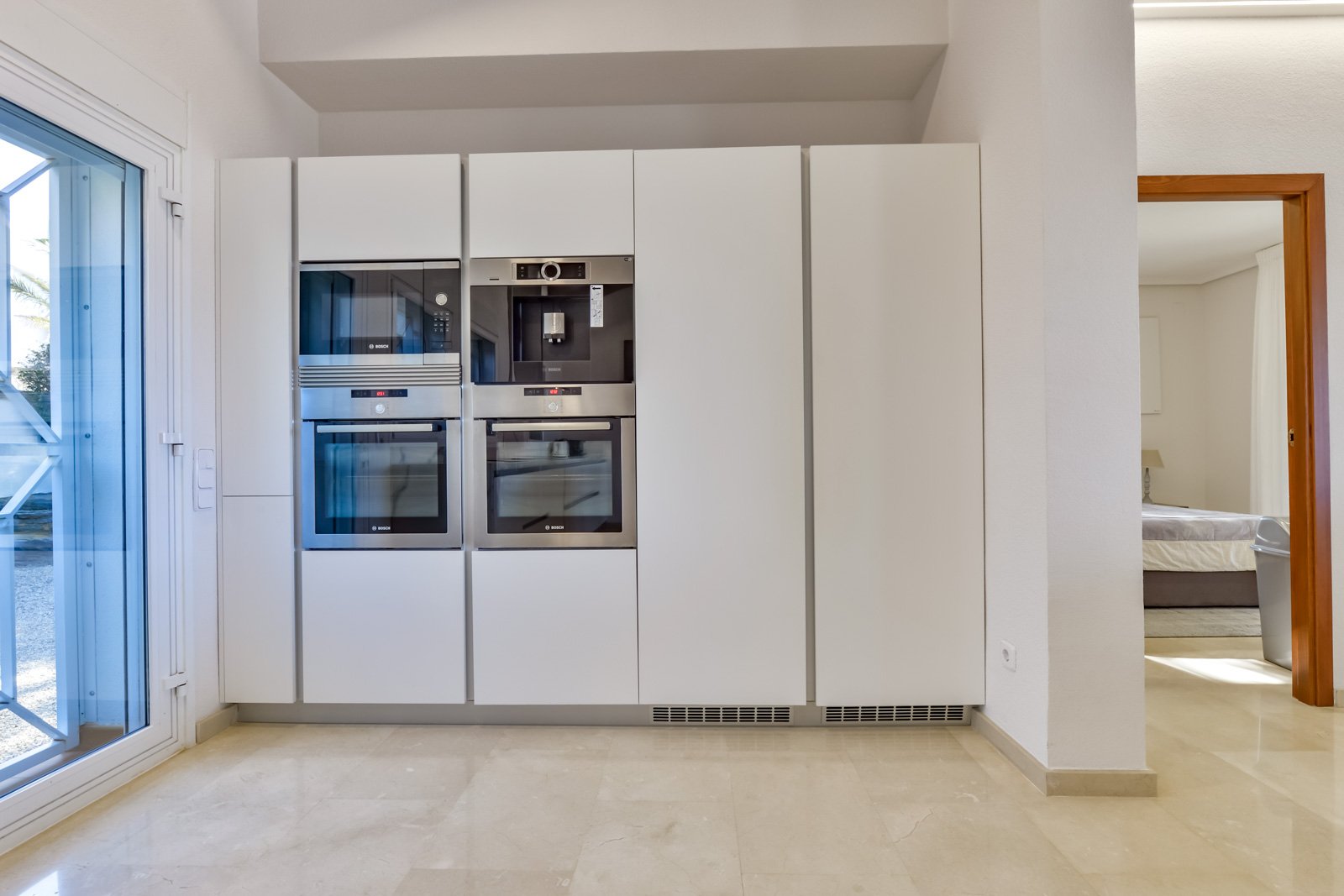 4495ALT Luxuriöse Villa mit Meerblick und geräumigem Gästehaus zum Verkauf in Sierra de Altea4495ALT Luxueuze villa met zeezicht en ruim gastenverblij