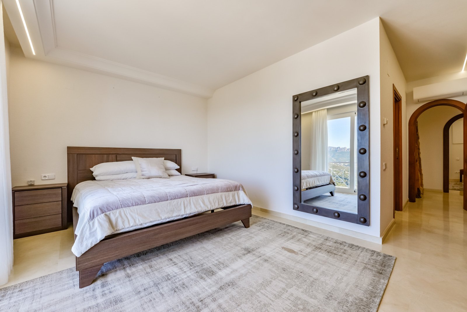 4495ALT Luxuriöse Villa mit Meerblick und geräumigem Gästehaus zum Verkauf in Sierra de Altea4495ALT Luxueuze villa met zeezicht en ruim gastenverblij