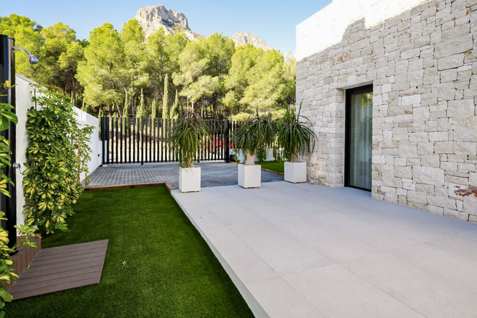 4503POL Moderne Neubauvilla zum Verkauf in Polop