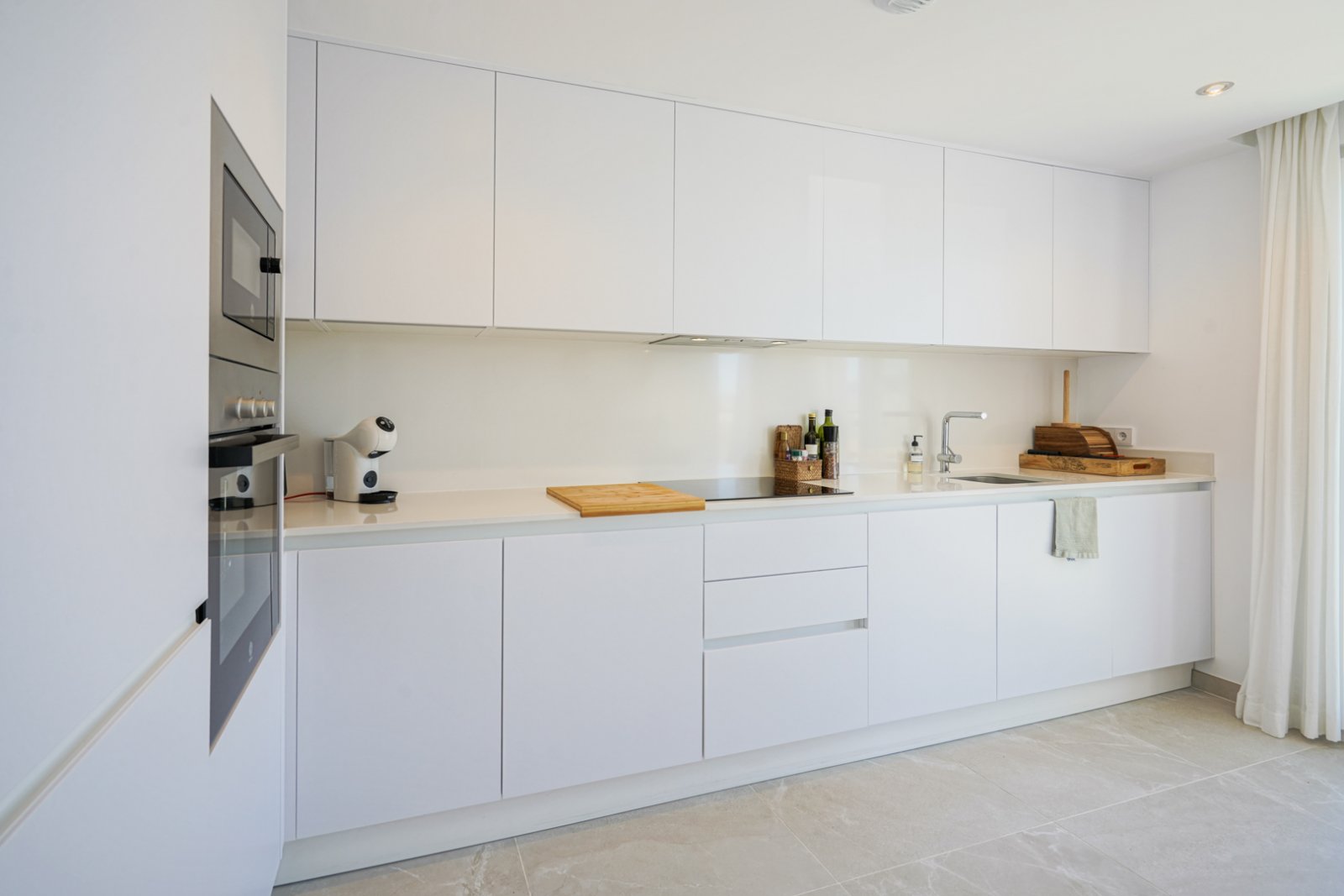 4502DEN Fantastisches modernes Penthouse direkt am Strand zu verkaufen in Denia