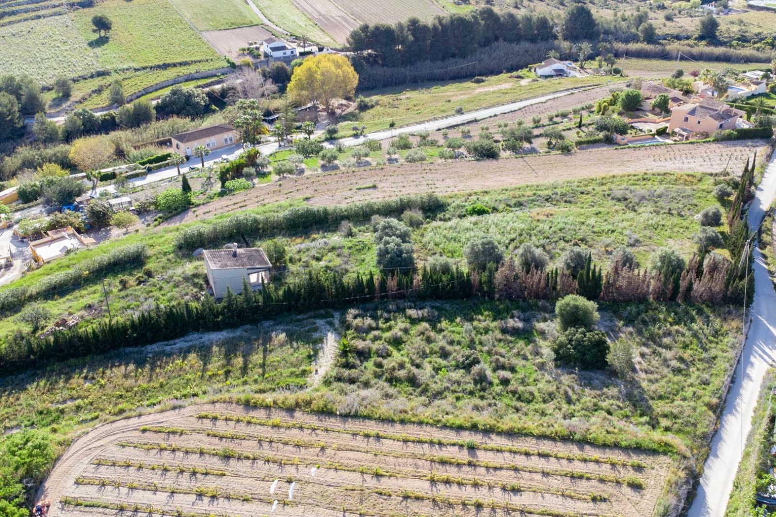 4516TEU Modernes Finca-Projekt mit beantragter Lizenz auf großem Grundstück in Teulada-Moraira