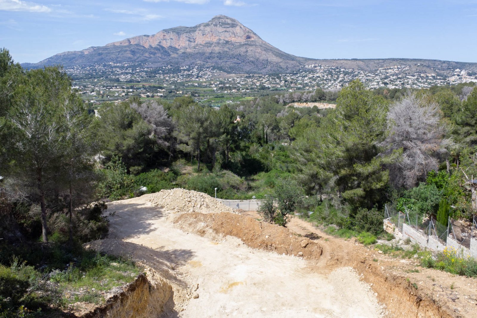 C4XY4519JAV Neubauvilla mit Blick auf den Montgó zu verkaufen in Rafalet, Jávea