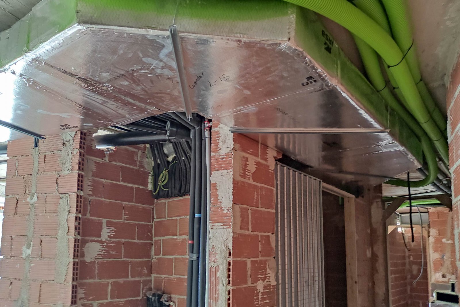 8263ALT Moderne Villa mit Meerblick im Bau zum Verkauf in Altea.