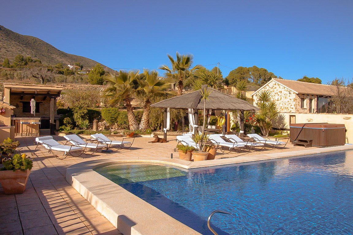 6436 BEN Schöne authentische Finca zum Verkauf in Benissa