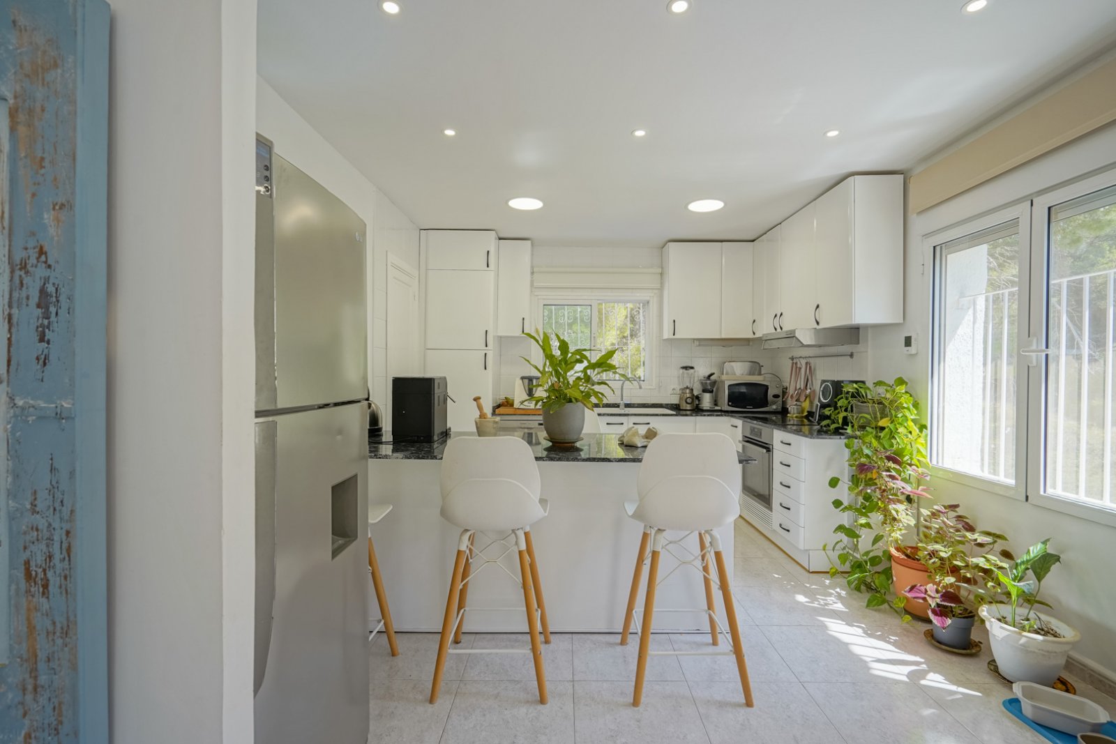 C4XY4540BEN Renovierte Villa mit geräumigem Gästehaus zum Verkauf in Benissa