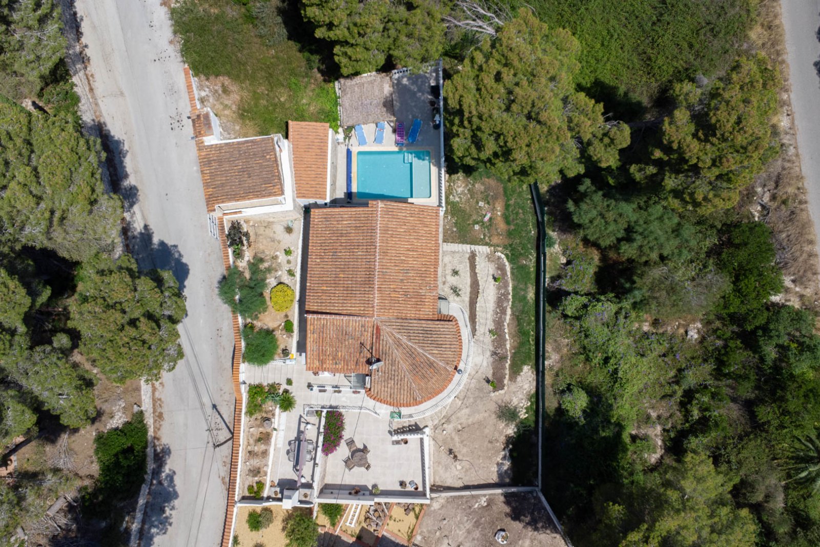 C4XY4540BEN Renovierte Villa mit geräumigem Gästehaus zum Verkauf in Benissa