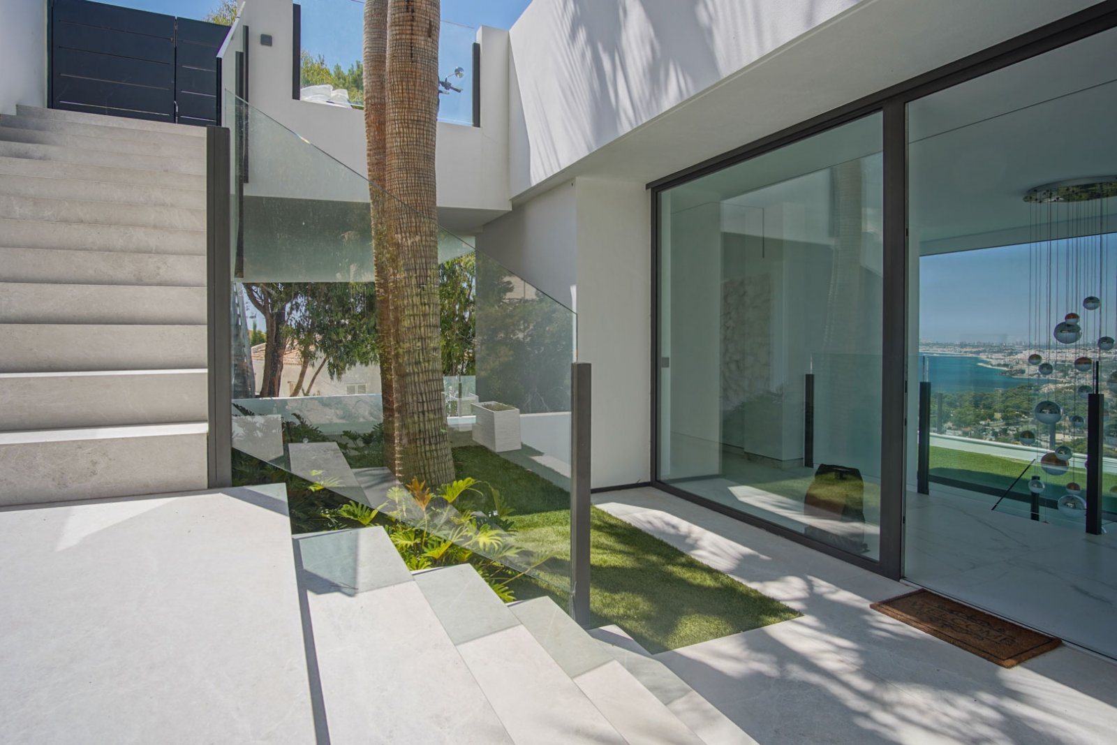 8283ALT Moderne Villa mit Panoramablick auf das Meer in Altea Hills zu verkaufen.