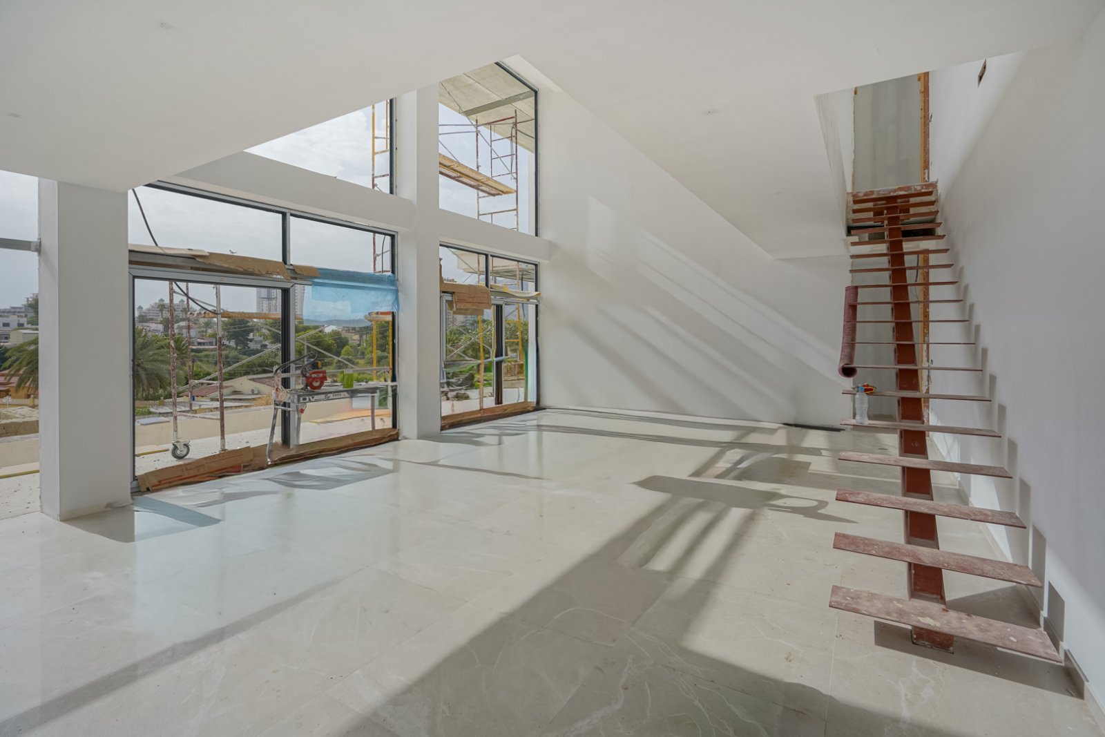 4569CAL Moderne Neubauvilla nur wenige Gehminuten vom Strand von Calpe entfernt