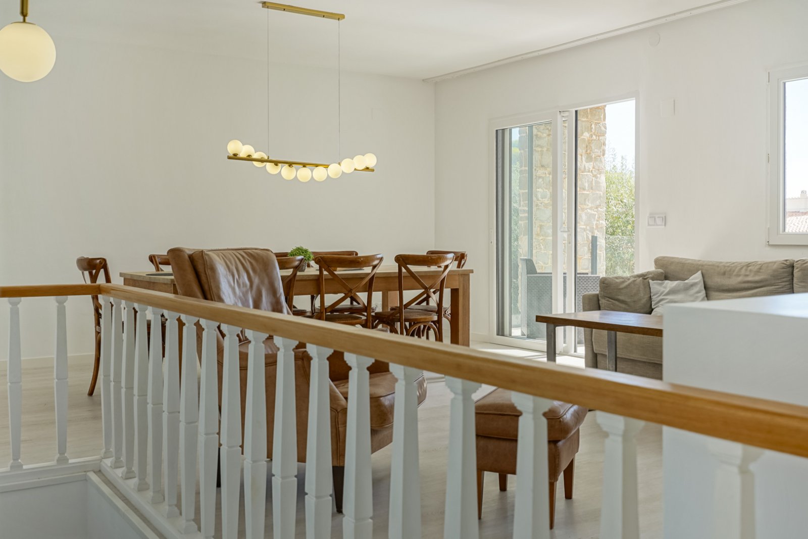 C3XY4574CAL Renovierte Villa mit 5 Schlafzimmern zu verkaufen, 500 m vom Strand und Zentrum von Calpe entfernt