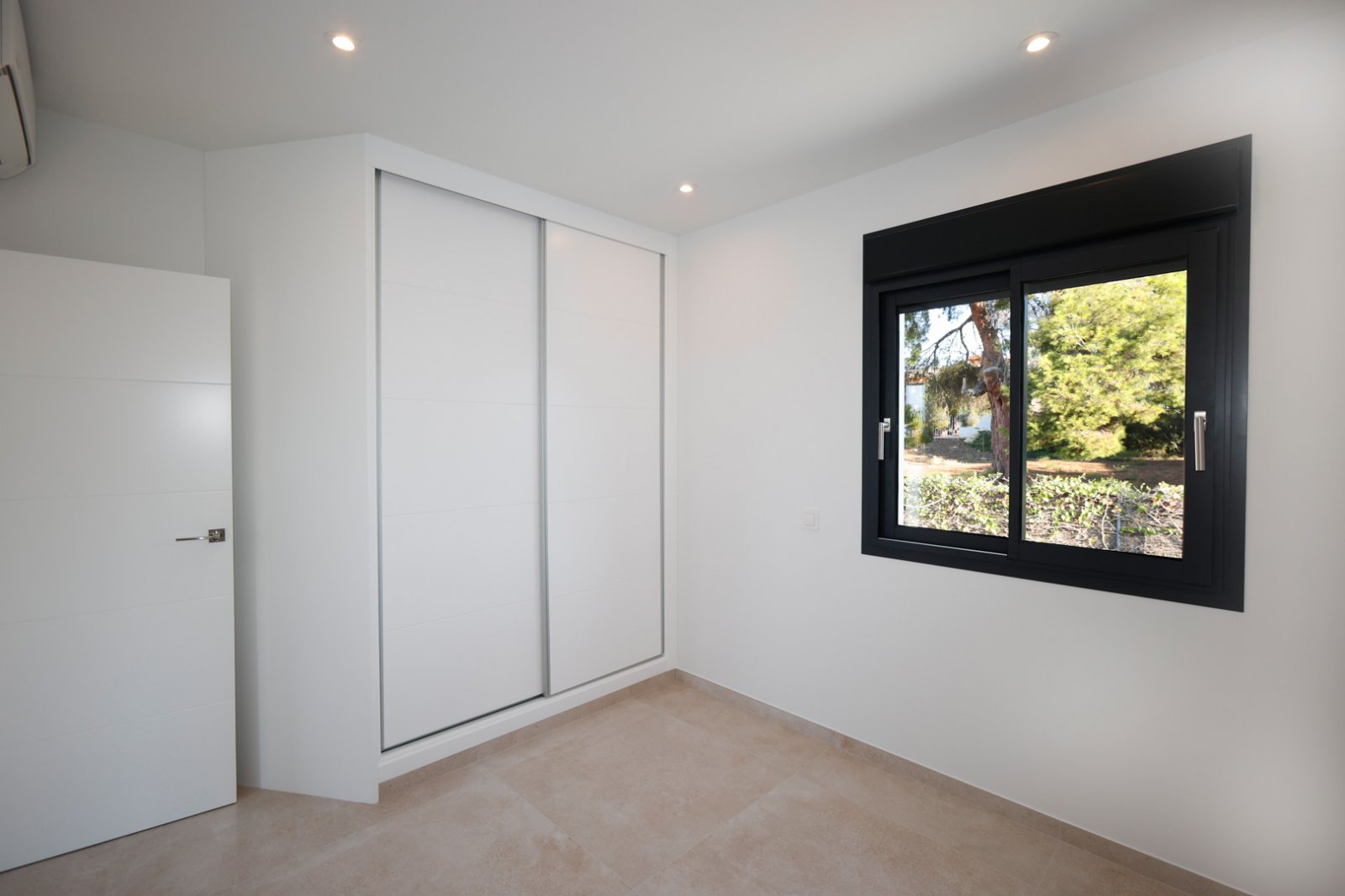 8308CAL Moderne Villa mit Bergblick, zu verkaufen in Calpe.