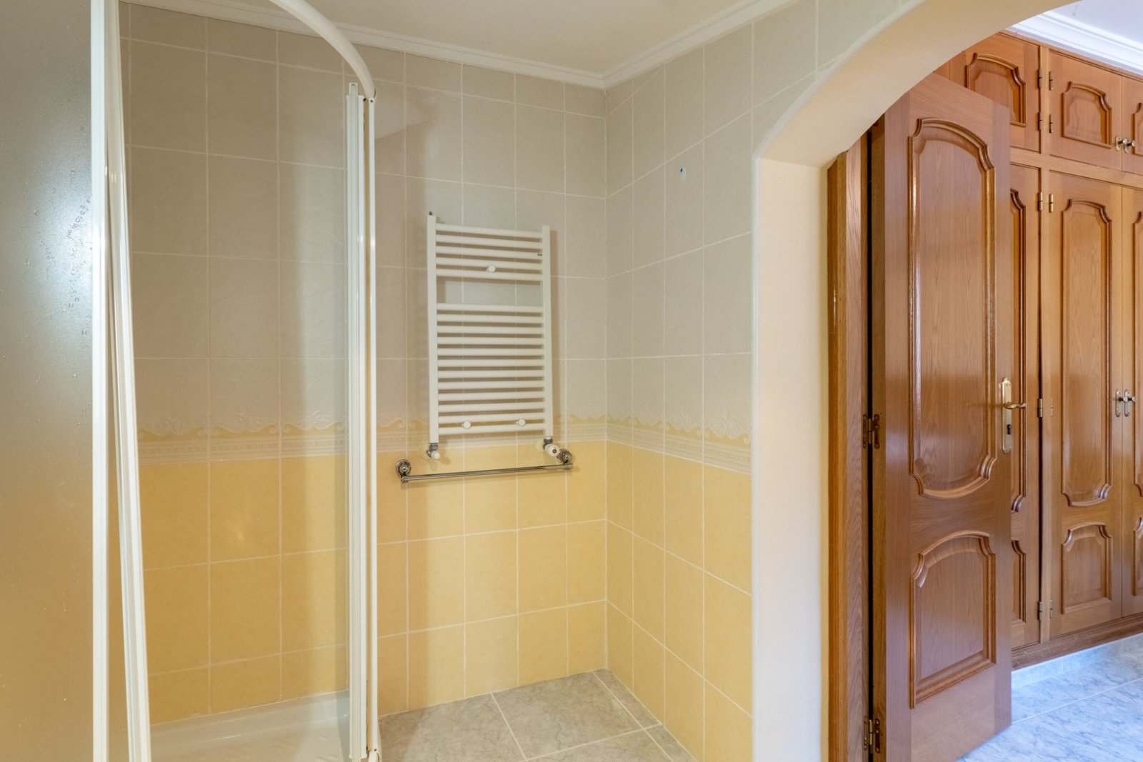 9007JAL Villa im mediterranen Stil zum Verkauf in Jalón.