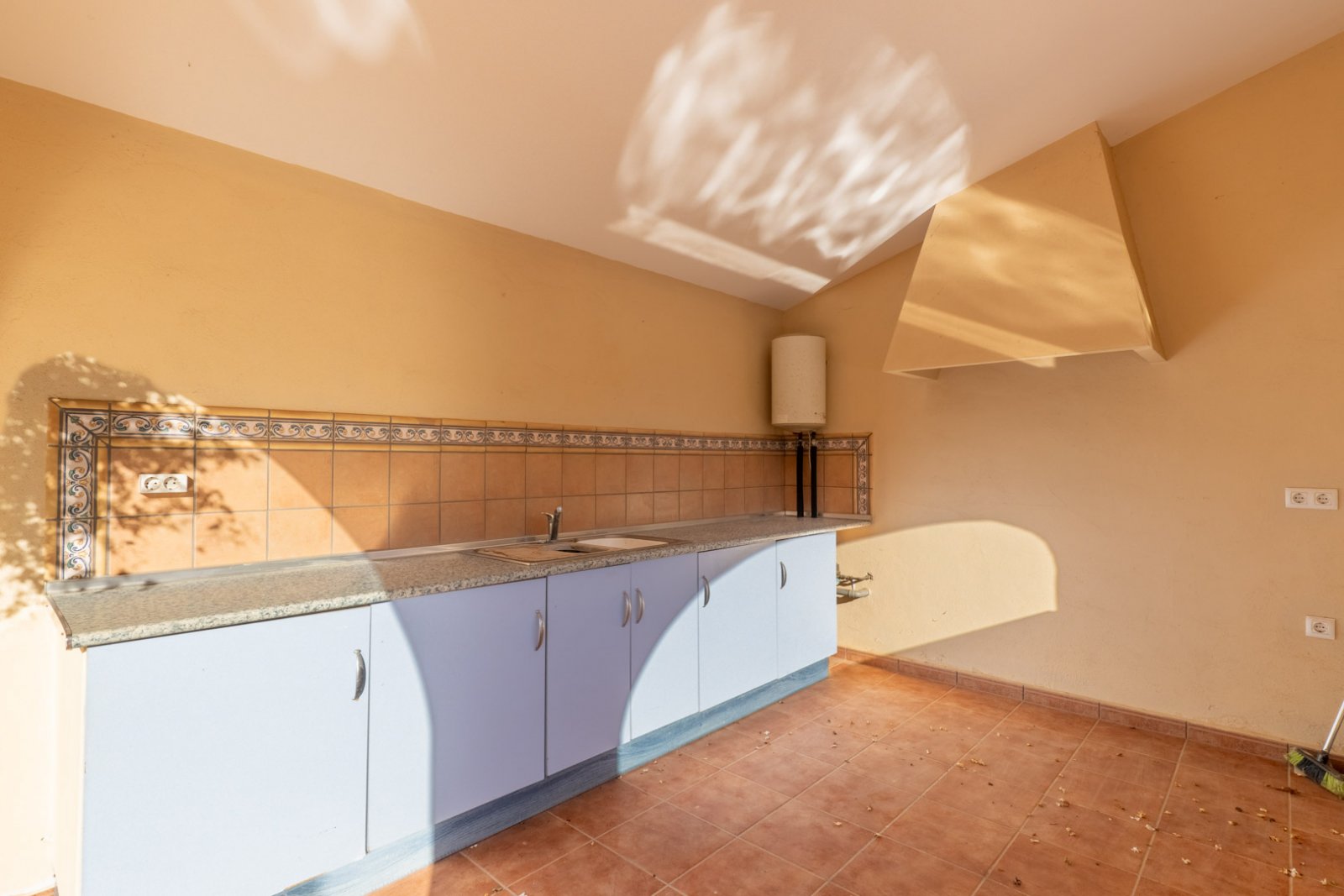 9007JAL Villa im mediterranen Stil zum Verkauf in Jalón.