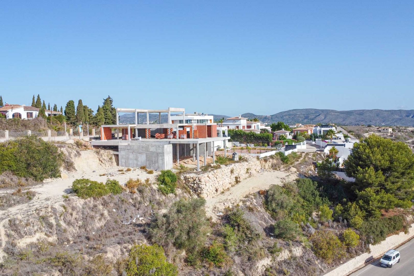 6358MOR Wunderschöne Villa im Ibiza-Stil mit Meerblick im Bau zum Verkauf in Moraira