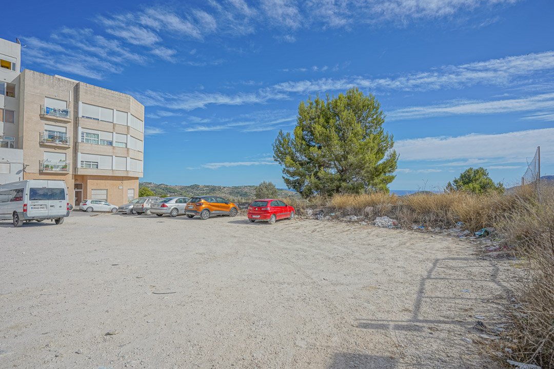 C3XY4294BEN Grundstück mit Meerblick zum Verkauf im Zentrum von Benissa