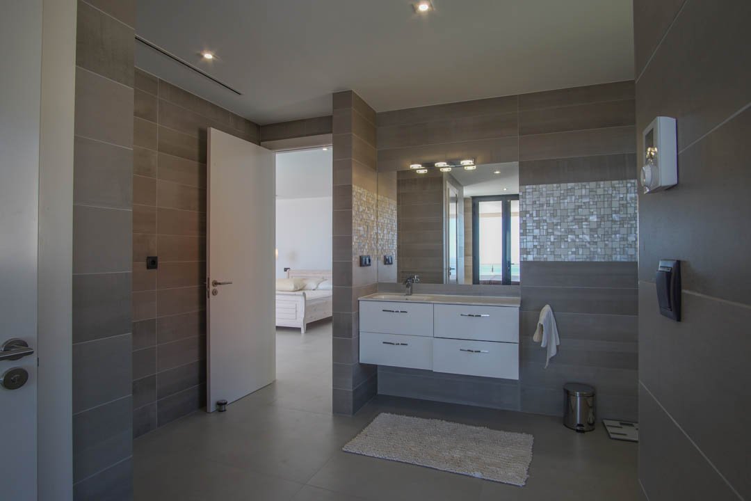 C3XY7000ALT Geräumige Villa zum Verkauf mit Meerblick in Altea