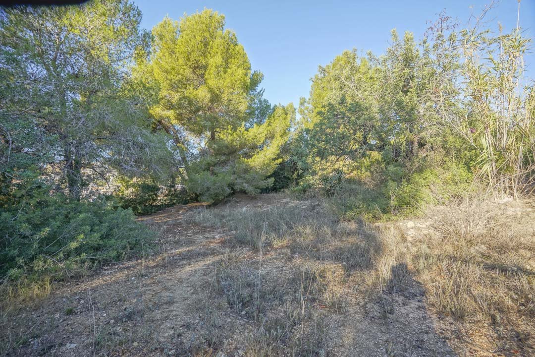 C3XY4331BEN 2 benachbarte urbane Grundstücke in der Nähe des Strandes La Fustera in Benissa zu verkaufen