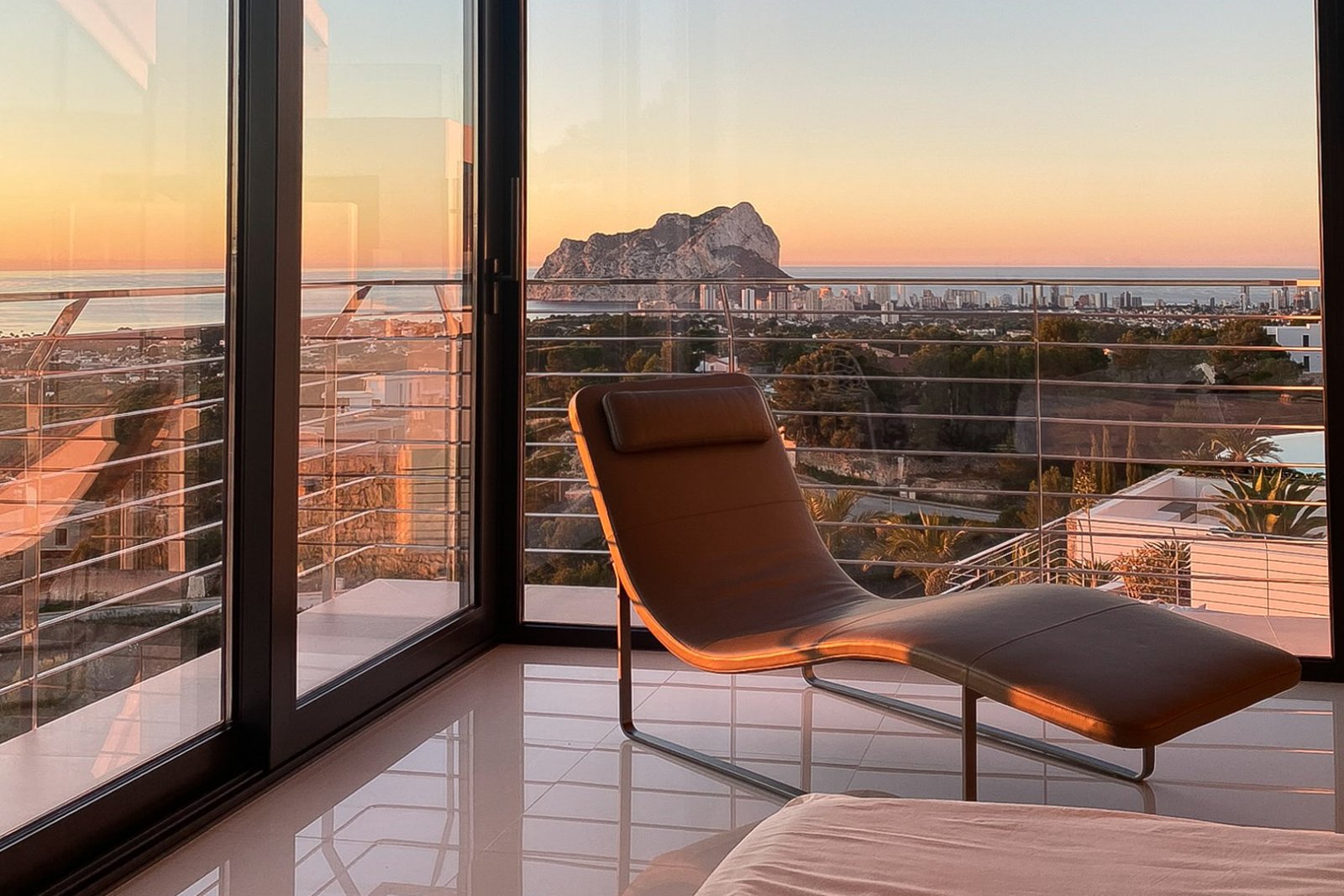 4442BEN Moderne Villa mit atemberaubendem Meerblick in Benissa zu verkaufen