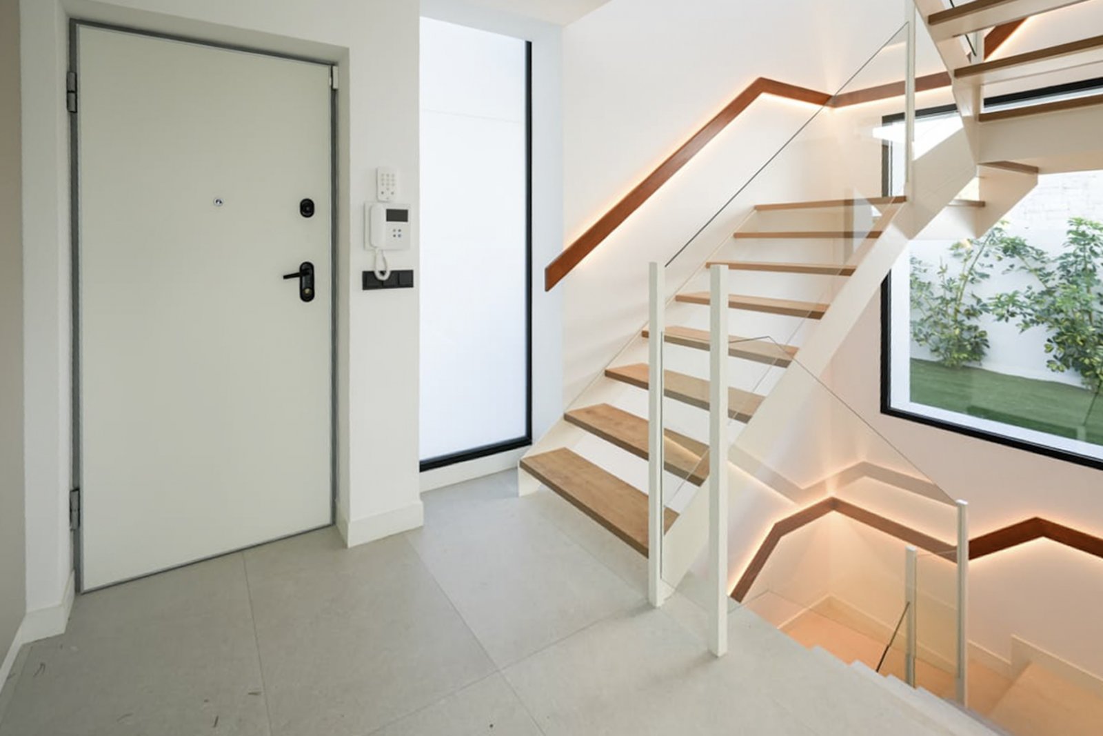 4503POL Moderne Neubauvilla zum Verkauf in Polop