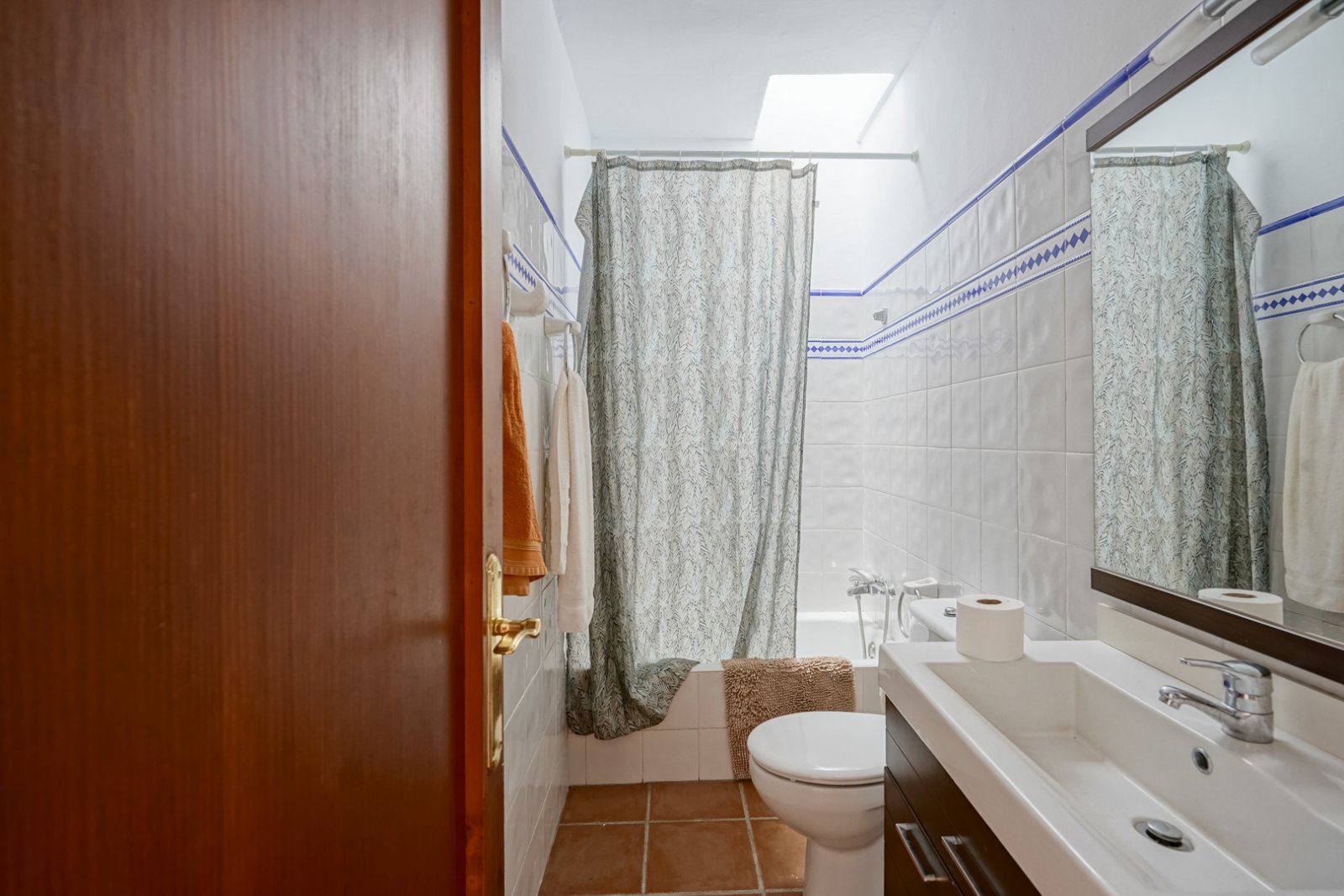 4544JAV Grundstück von 2600 m2 mit Haus zu verkaufen nur wenige Gehminuten vom Sandstrand in Jávea entfernt