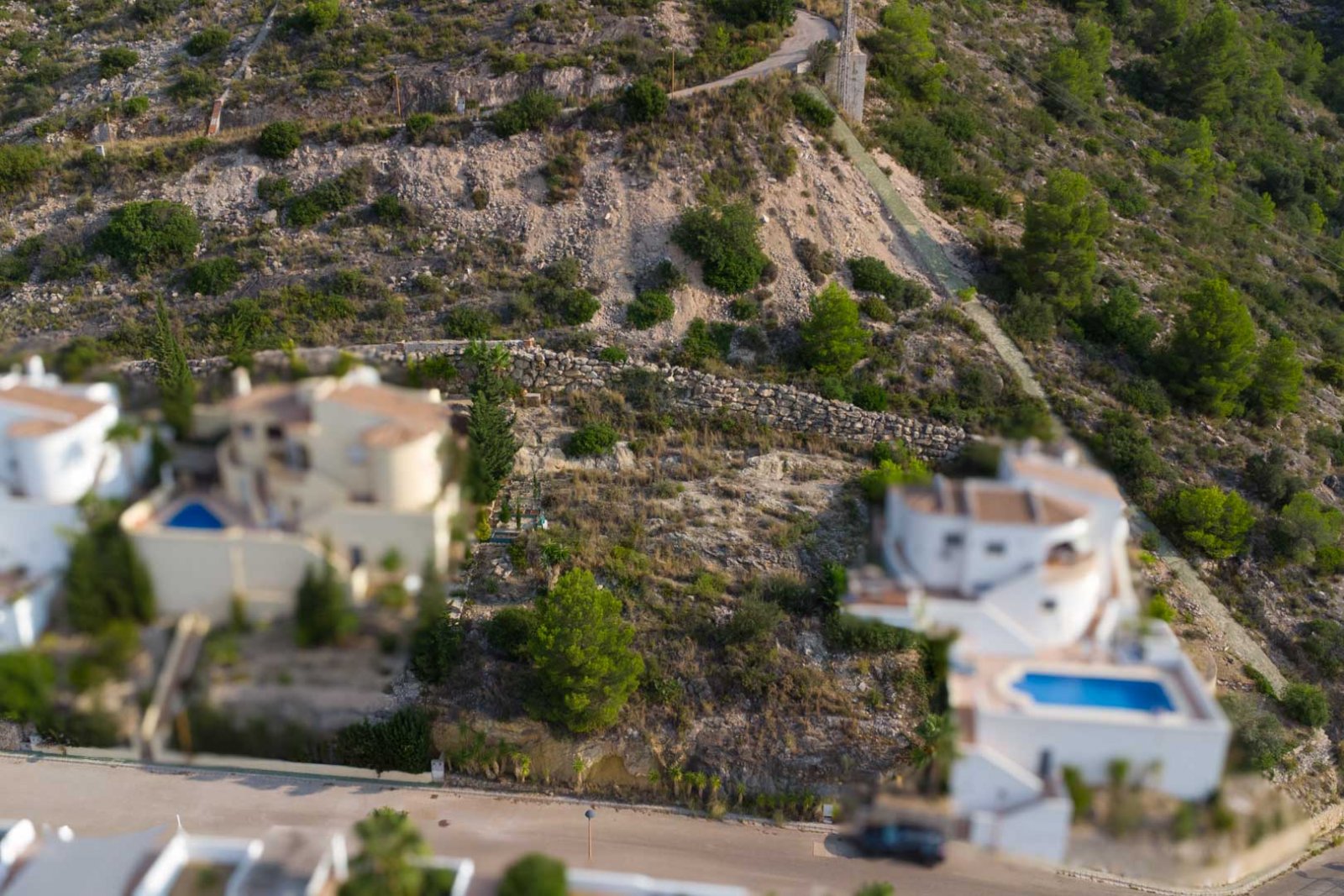 9000JAL Stadtgrundstück mit freiem Blick auf das Jalón-Tal.