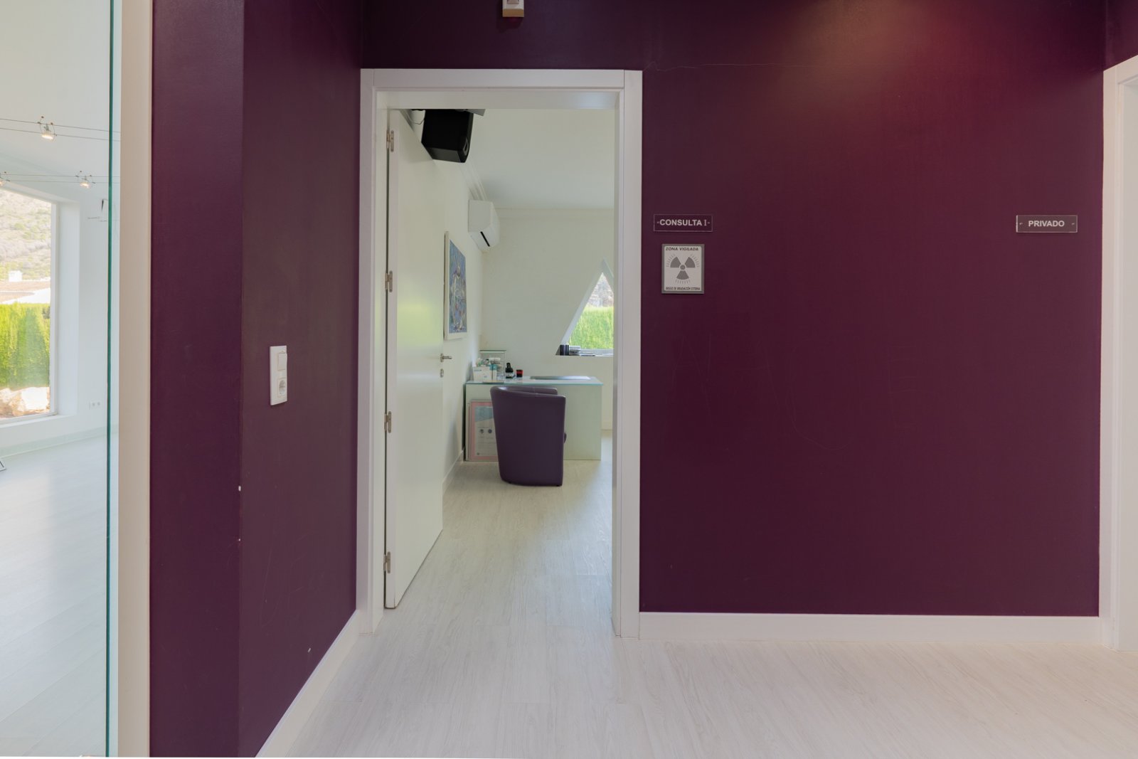 4559JAV Multifunktionale Gewerbeimmobilie zum Verkauf in Jávea