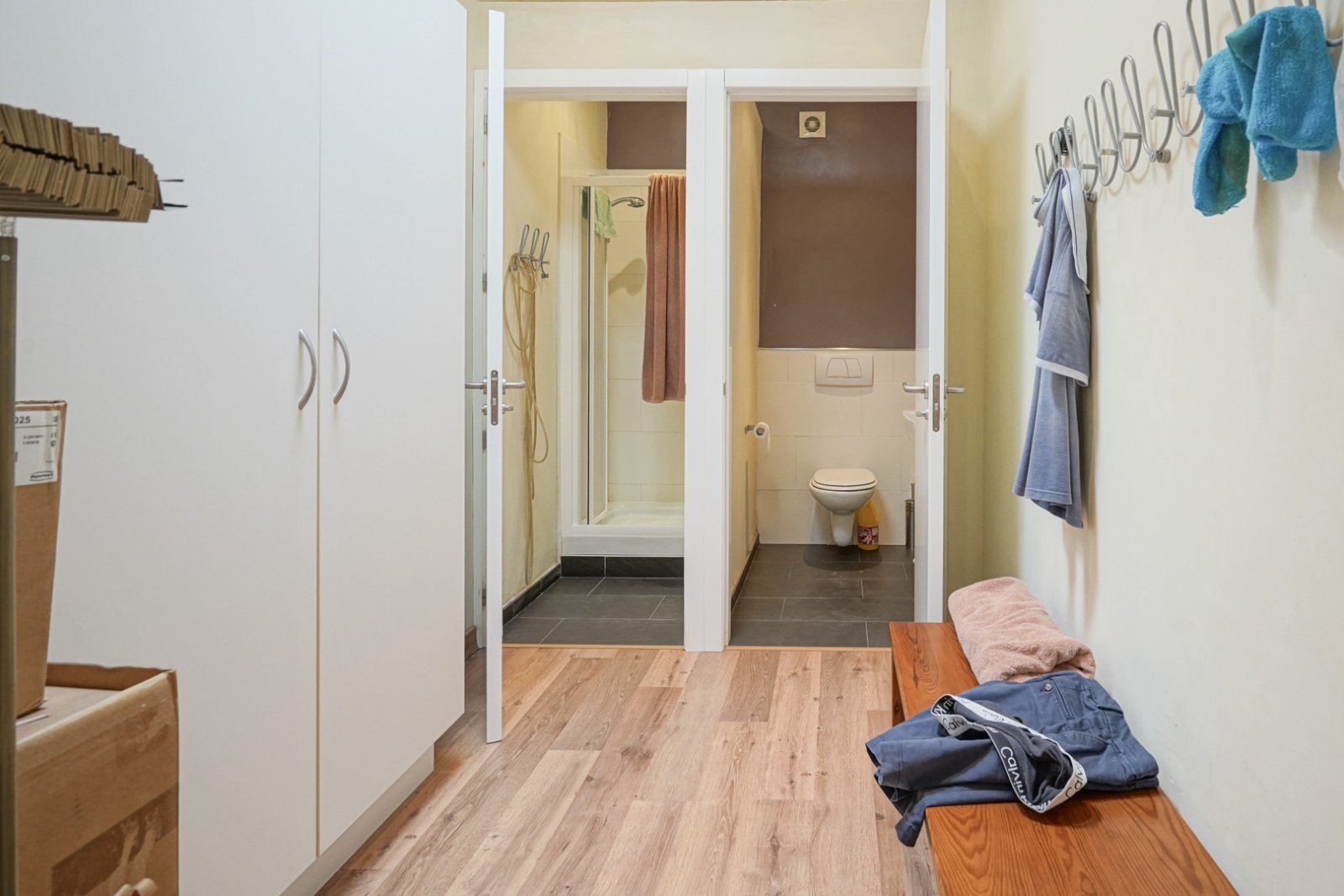 4559JAV Multifunktionale Gewerbeimmobilie zum Verkauf in Jávea