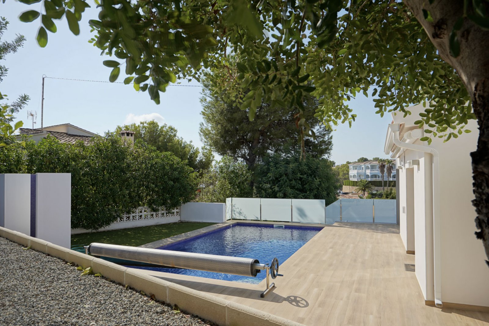 C4XY4581BEN Moderne Villa zum Verkauf in La Fustera Benissa