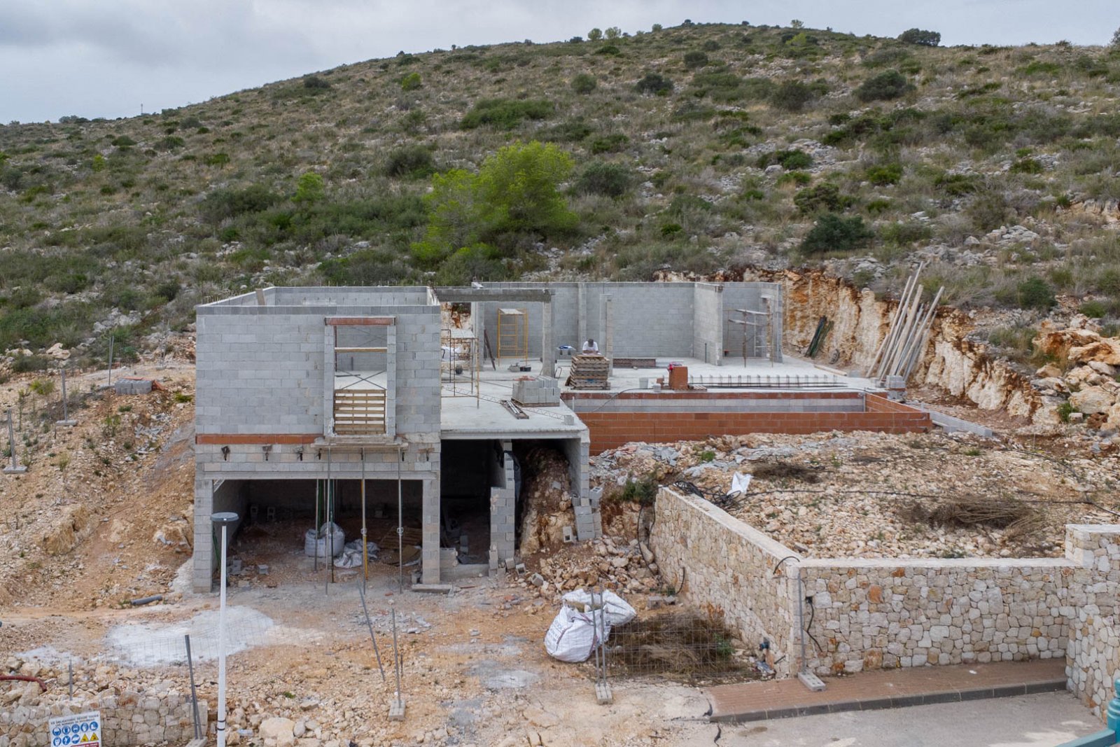 4585BELL Moderne Villa im Bau in Raco de Nadal, Benitachell