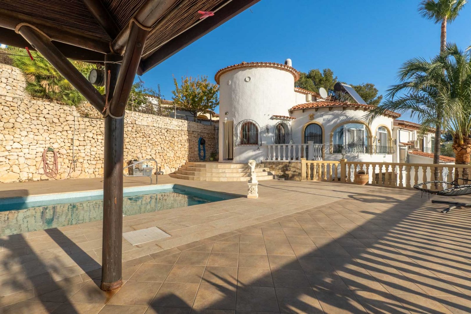 9004BEN Villa mit Meerblick in Benissa zu verkaufen.