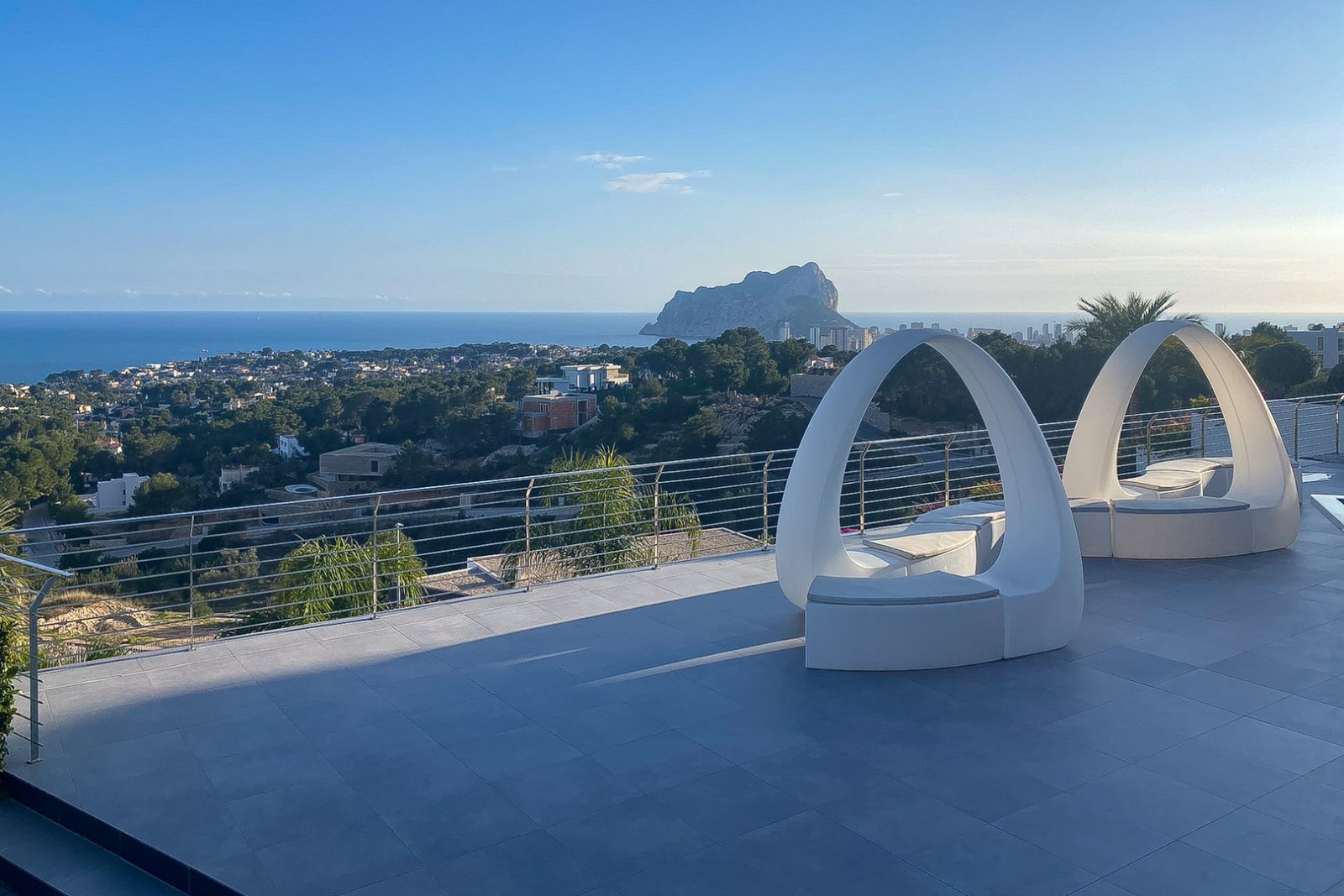 4442BEN Moderne Villa mit atemberaubendem Meerblick in Benissa zu verkaufen