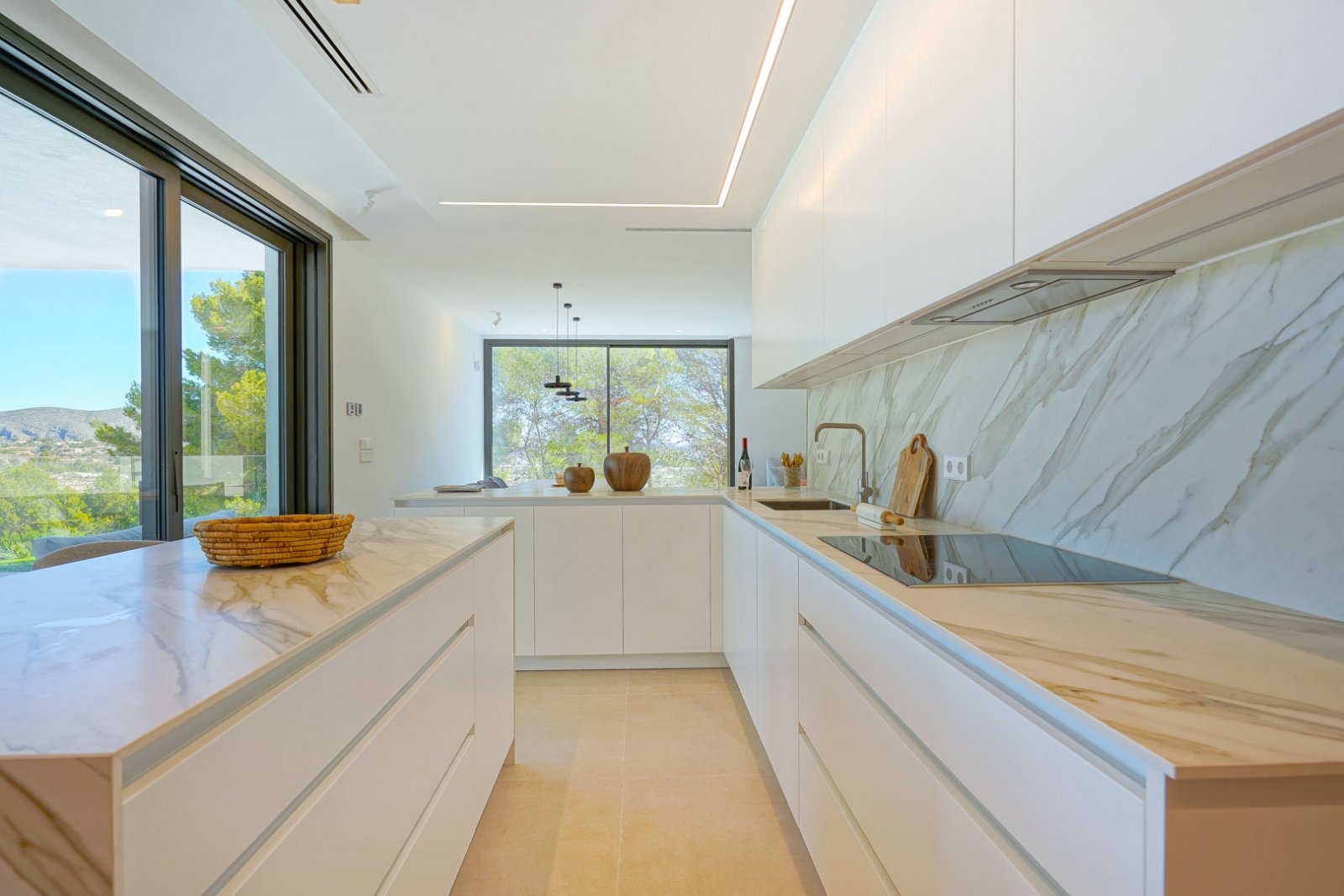 4305MOR Moderne Villa zum Verkauf in Moraira