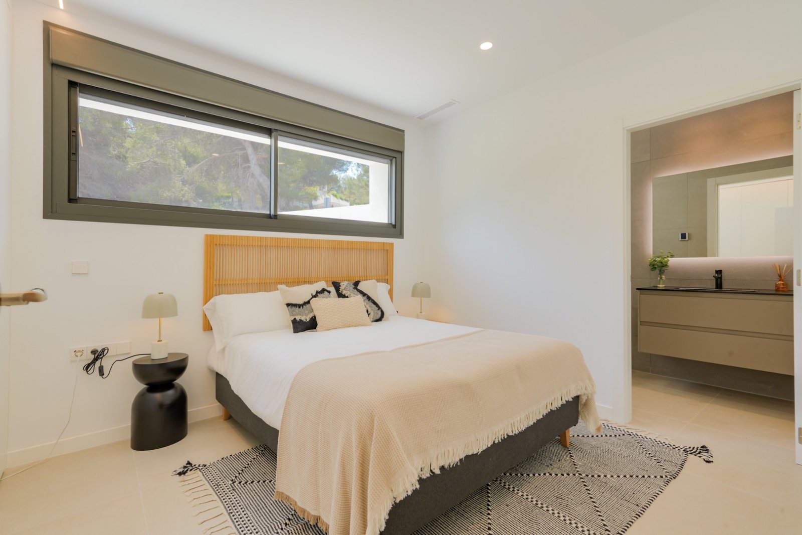 4305MOR Moderne Villa zum Verkauf in Moraira