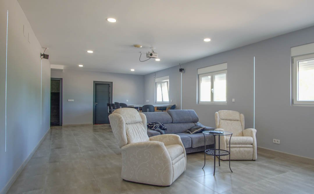 7058NUC Wunderschönes, großes, renoviertes mediterranes Landhaus in La Nucia zu verkaufen