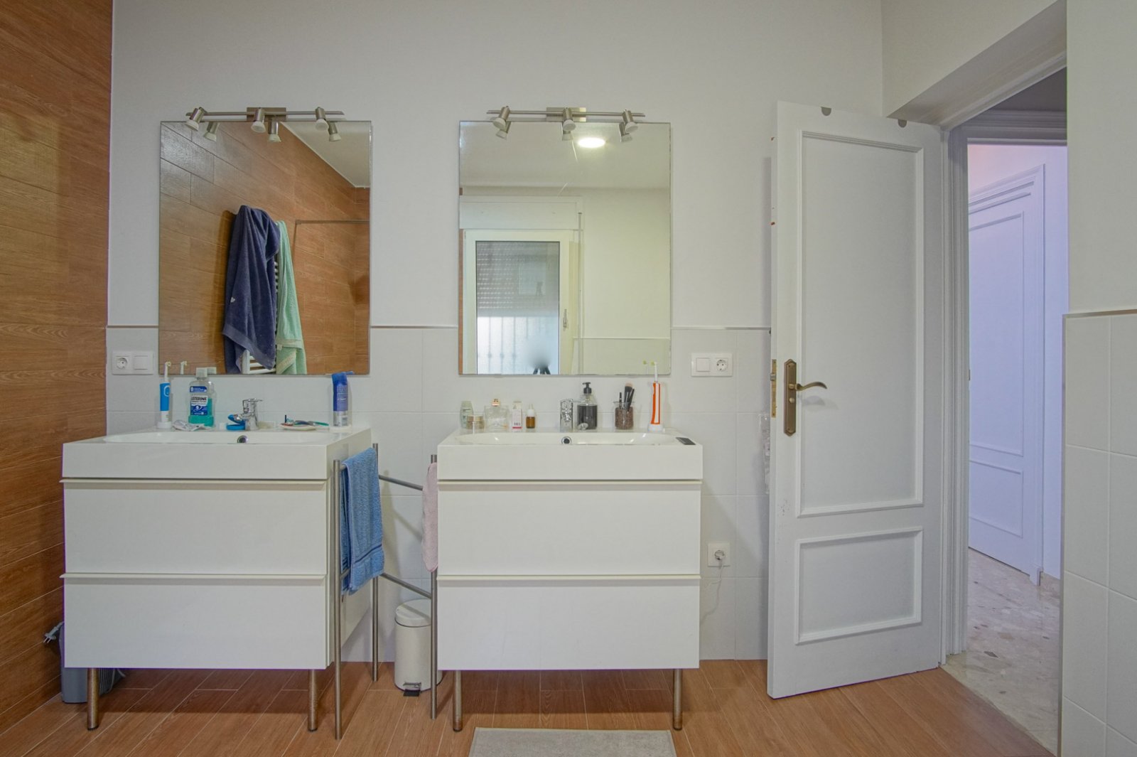 8176DEN Villa mit teilweisem Meerblick zum Verkauf in Las Rotas, Denia